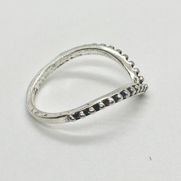 Size 6 Silver Tone Beaded Chevron Ring - Picture 6 of 8